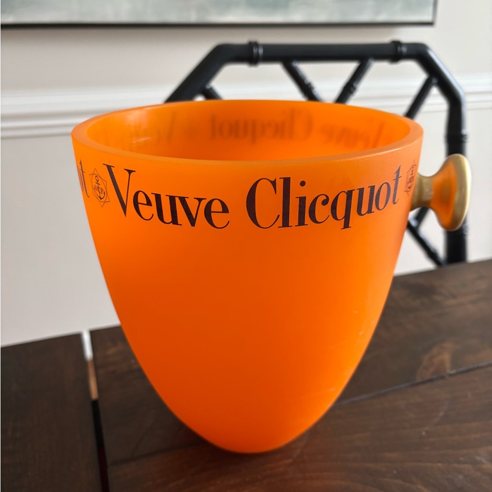 Veuve Clicquot Orange Champagne Ice Bucket 🍾
